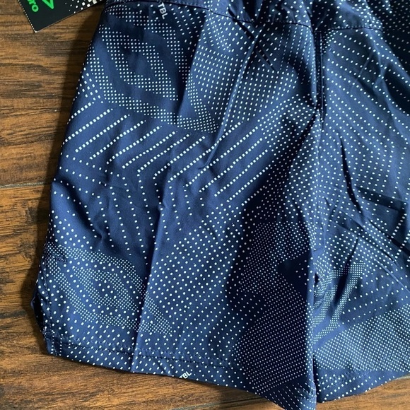 Umbro, Boys, Shorts, Navy, Size Small 6/7 NWT - Picture 10 of 14